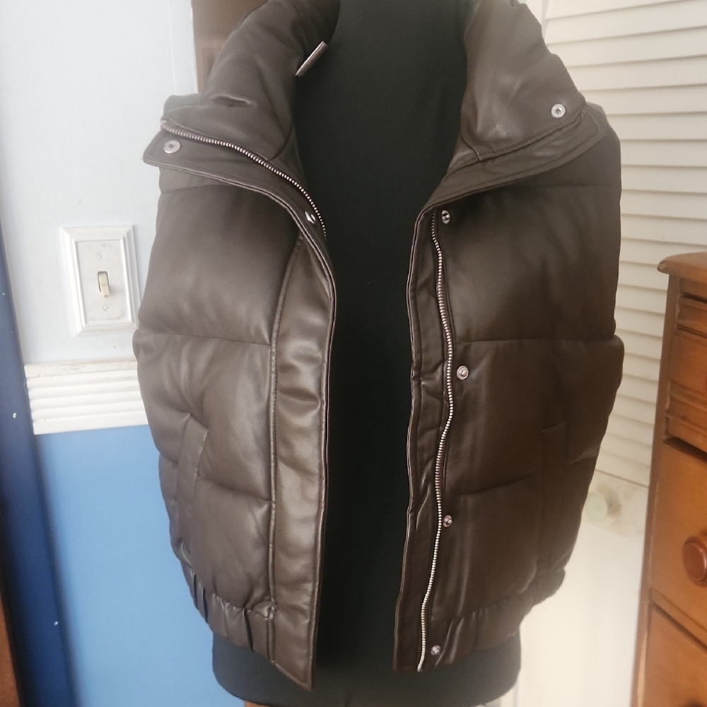 Abercrombie & Fitch Dark Brown Quilted Vest